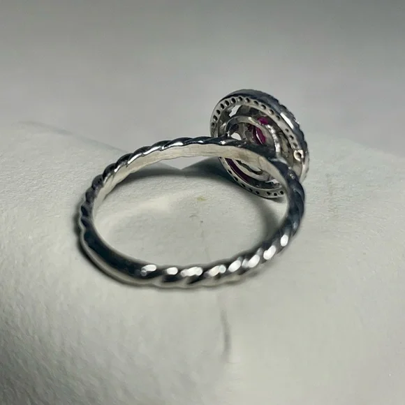 Stunning RUBY and DIAMOND Ring - Picture 5 of 9